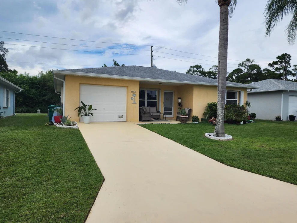Unit for sale at 5668 Travelers Way, Fort Pierce, FL 34982