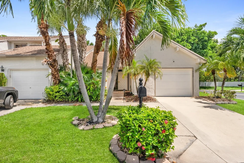Unit for sale at 6660 CANARY PALM Circle, Boca Raton, FL 33433