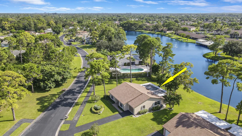 Unit for sale at 4707 Rainbow Drive, Greenacres, FL 33463