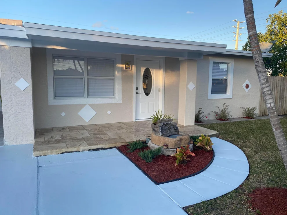 Unit for sale at 3002 Giuliano Avenue, Lake Worth, FL 33461