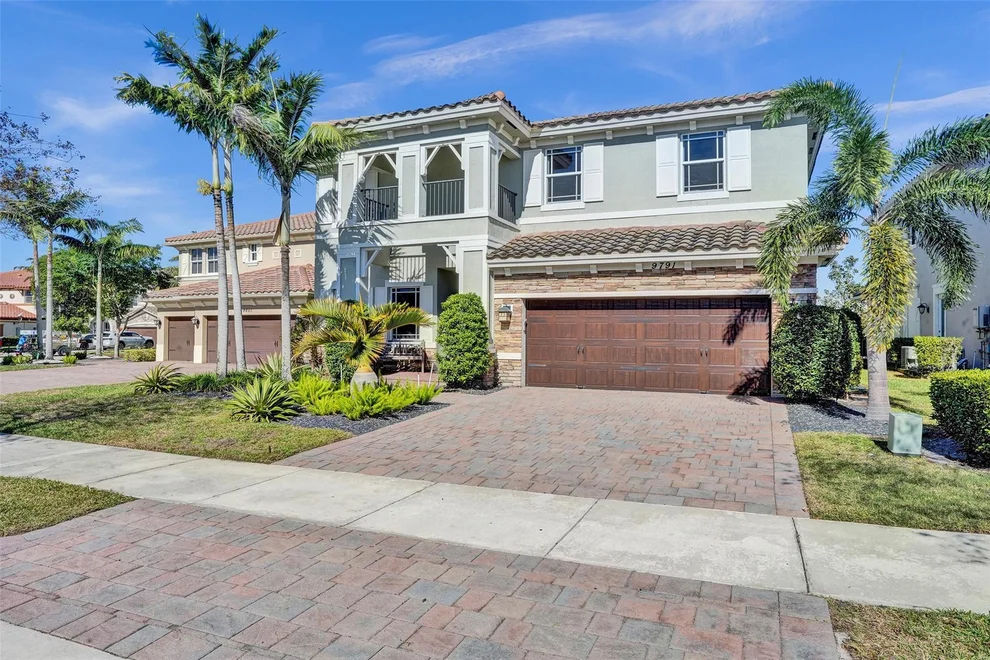 Unit for sale at 9791 Blue Isle, Parkland, FL 33076