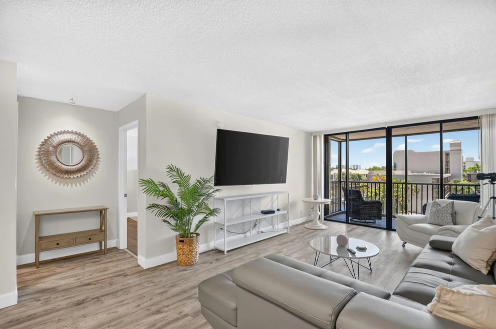 Unit for sale at 4 Royal Palm Way, Boca Raton, FL 33432