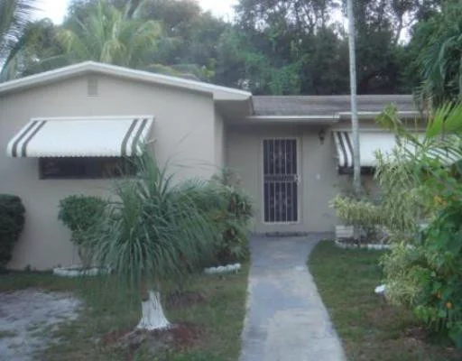 Unit for sale at 330 NE 163 Street, Miami, FL 33162