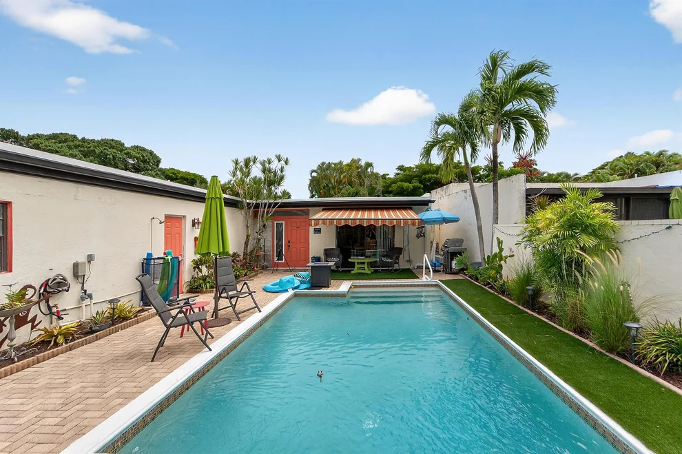 Unit for sale at 5350 Stonybrook Drive, Boynton Beach, FL 33437