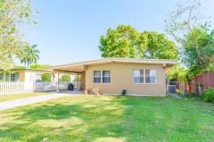 Unit for sale at 5161 Adams Road, Delray Beach, FL 33484
