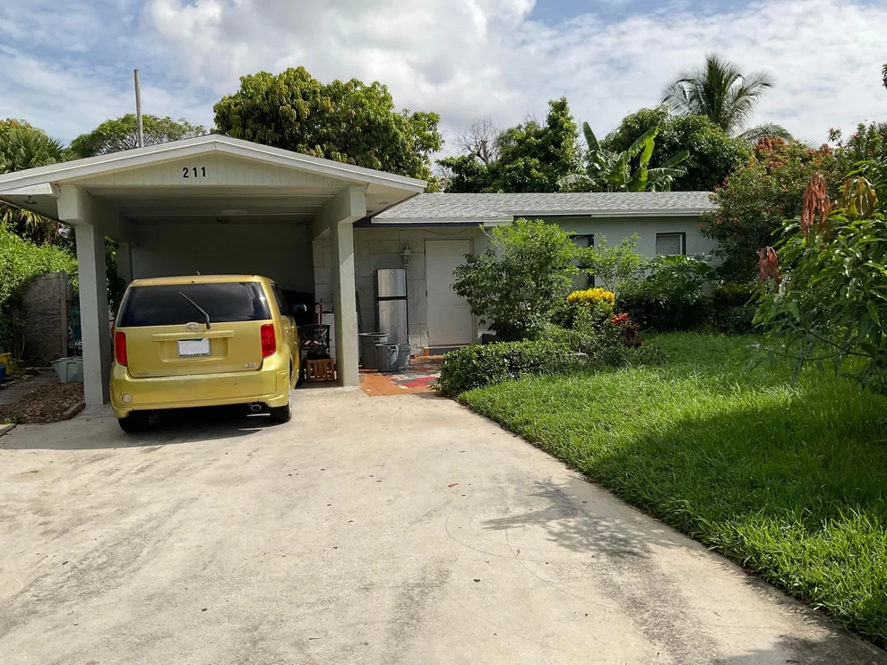 Unit for sale at 211 NE 27TH Avenue, Boynton Beach, FL 33435