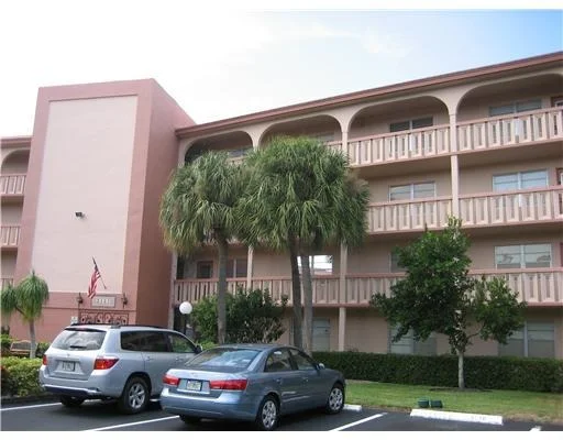 Unit for sale at 3101 Portofino Point, Coconut Creek, FL 33066