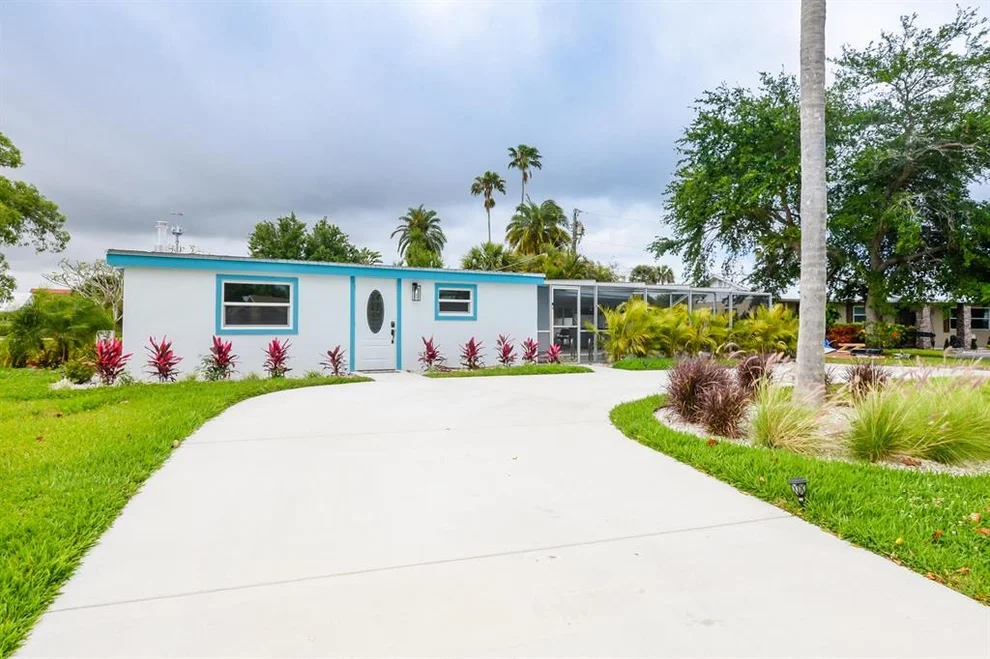 Unit for sale at 410 22nd Street SE, Vero Beach, FL 32962