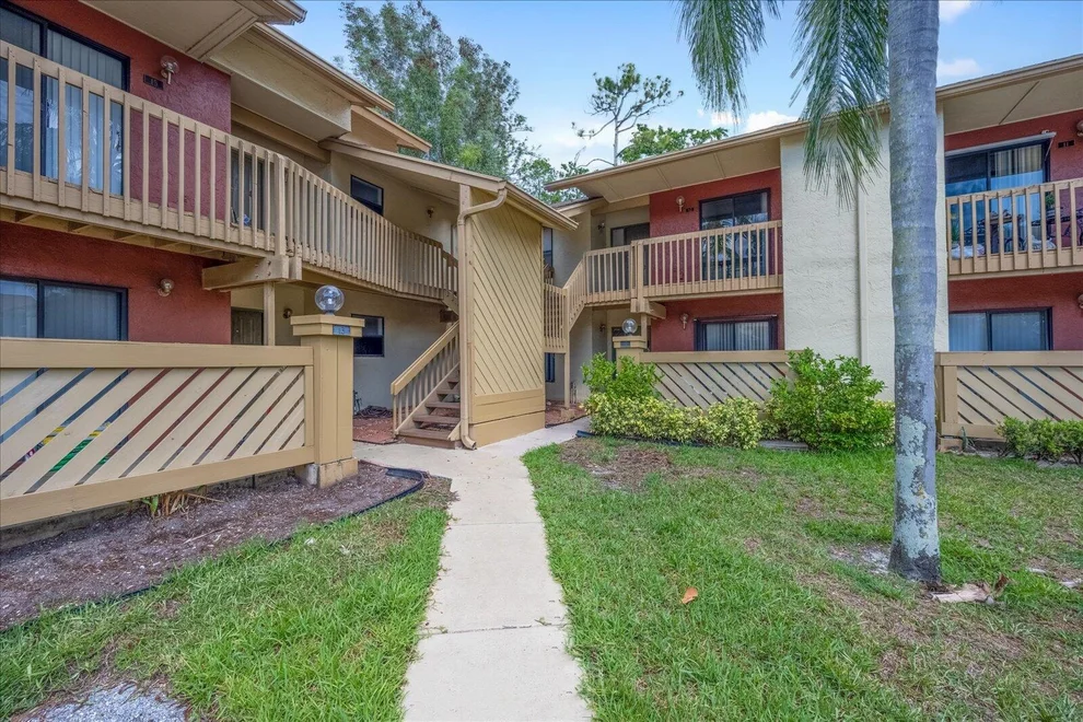 Unit for sale at 12999 Odessa Trail, Wellington, FL 33414