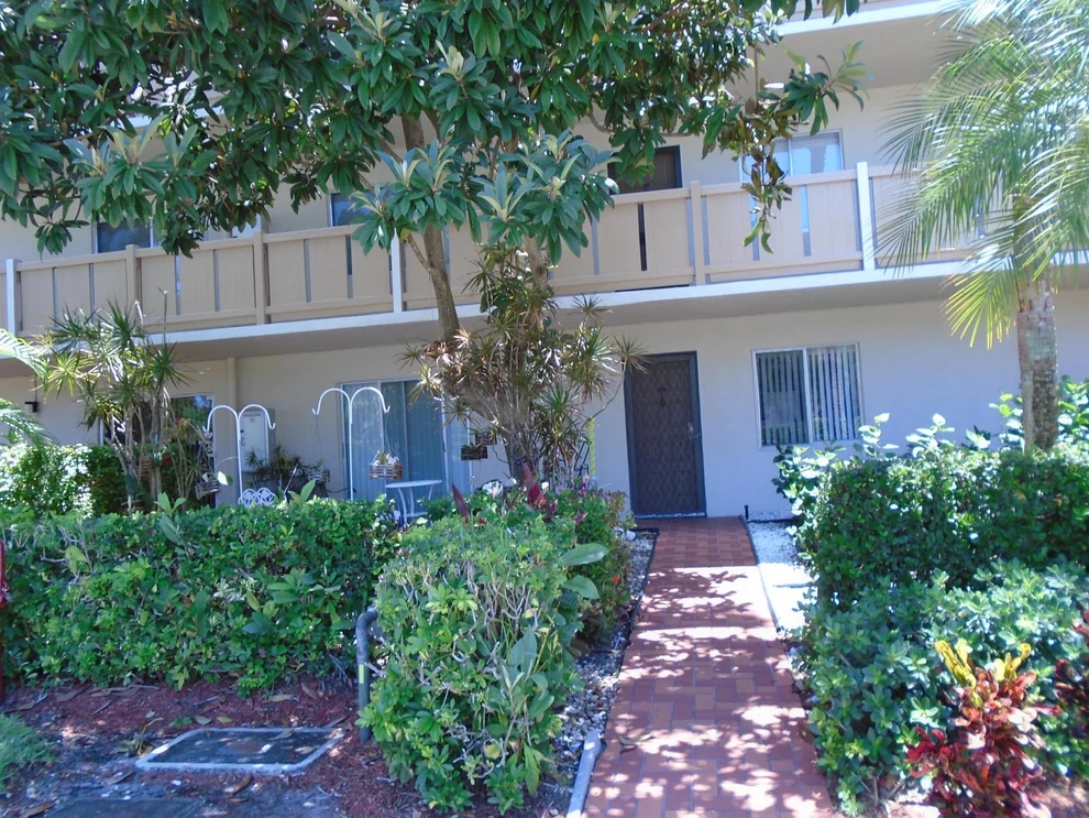 Unit for sale at 14360 Strathmore Lane, Delray Beach, FL 33446