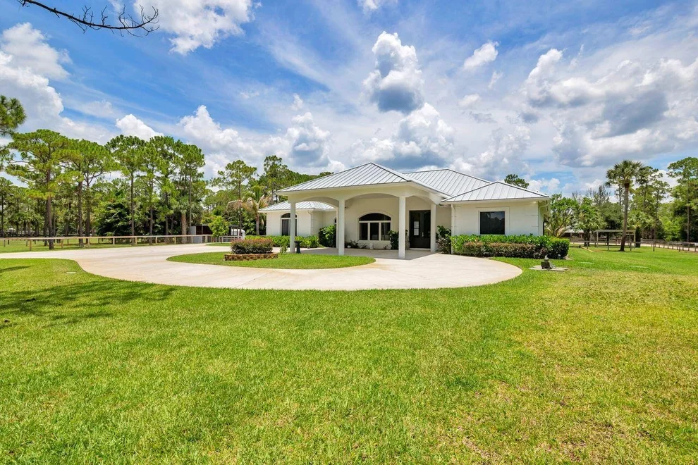 Unit for sale at 14819 Broken Arrow Place, Palm Beach Gardens, FL 33418