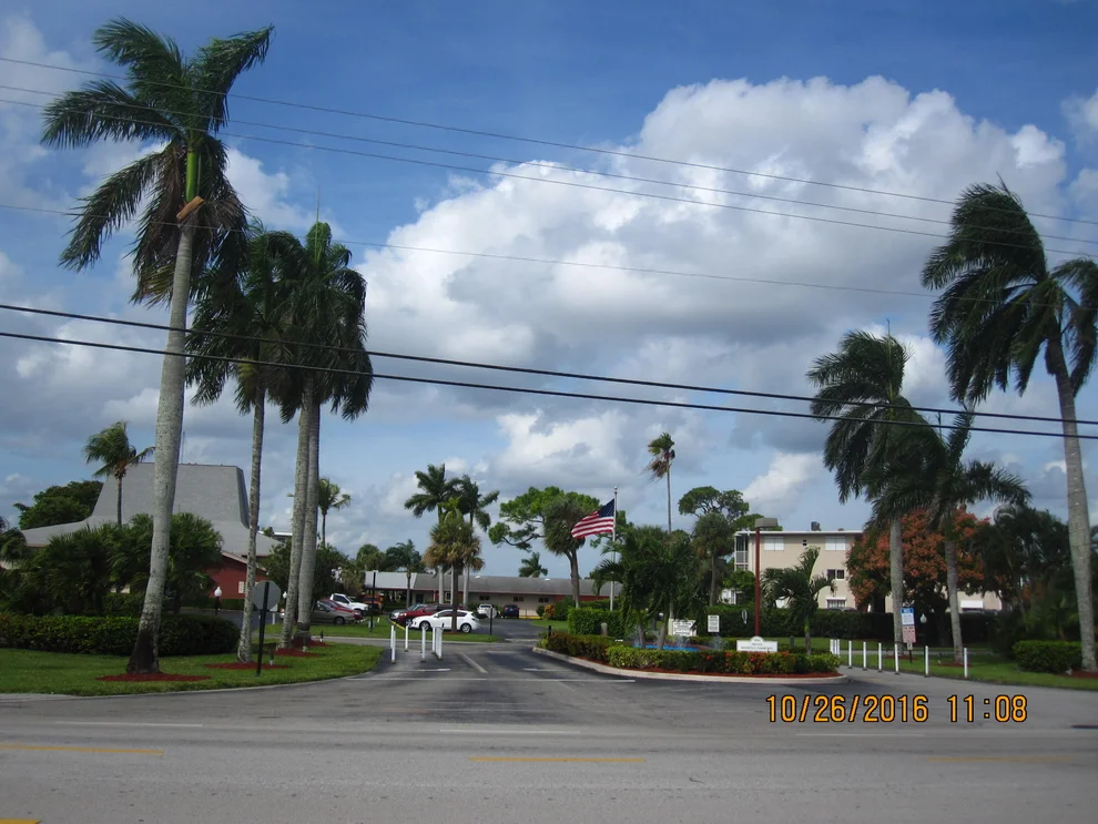 Unit for sale at 2640 S Garden Drive, Lake Worth, FL 33461
