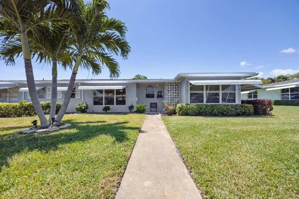 Unit for sale at 210 South Boulevard, Boynton Beach, FL 33435
