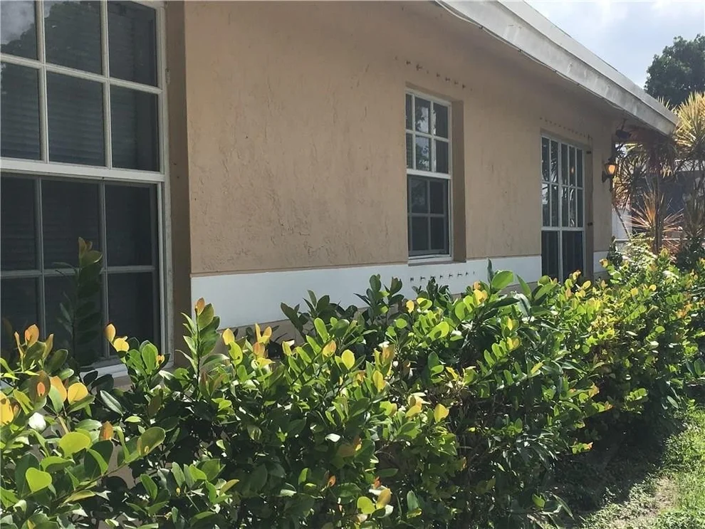 Unit for sale at 530 NE 34th Street, Pompano Beach, FL 33064