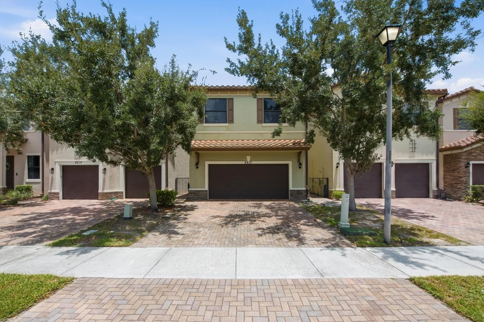 Unit for sale at 4817 NW 59th Street, Tamarac, FL 33319