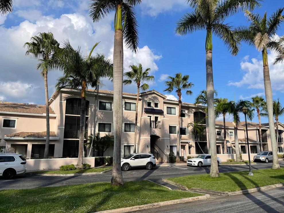 Unit for sale at 2802 Sarento Place, Palm Beach Gardens, FL 33410
