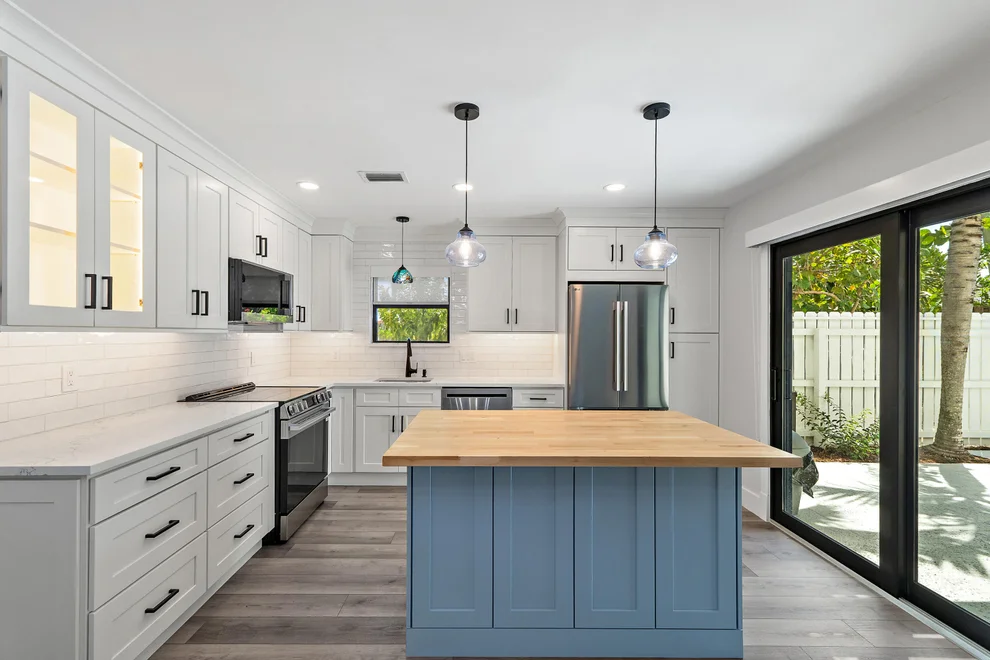 Photo of 141 East Riverside Drive, Jupiter, FL 33469