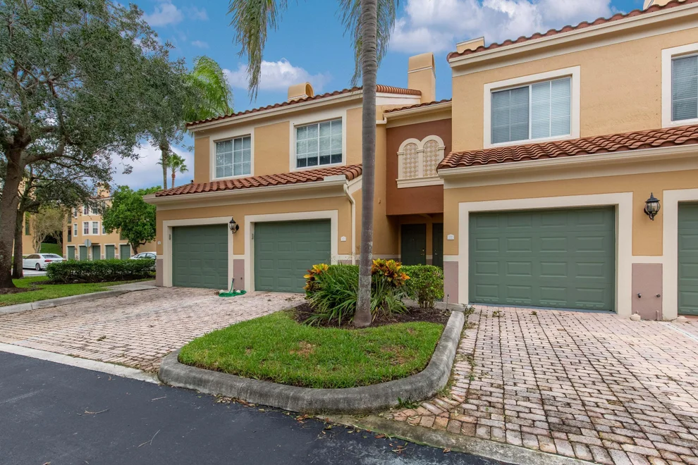 Unit for sale at 11789 Saint Andrews Place, Wellington, FL 33414