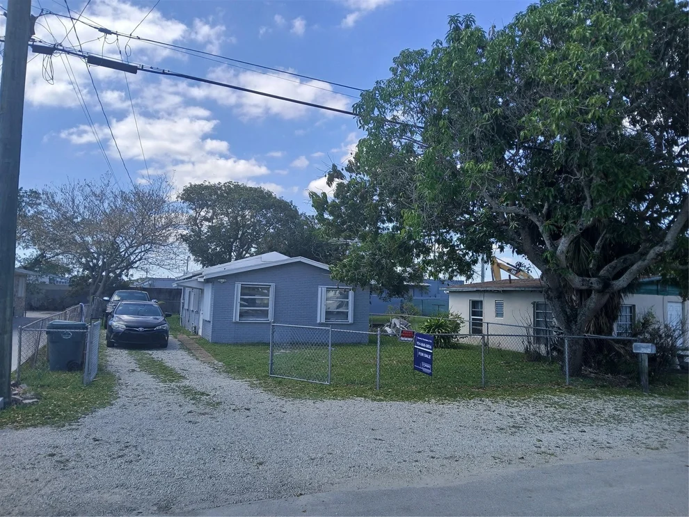 Unit for sale at 630 NE 43rd Street, Oakland Park, FL 33334