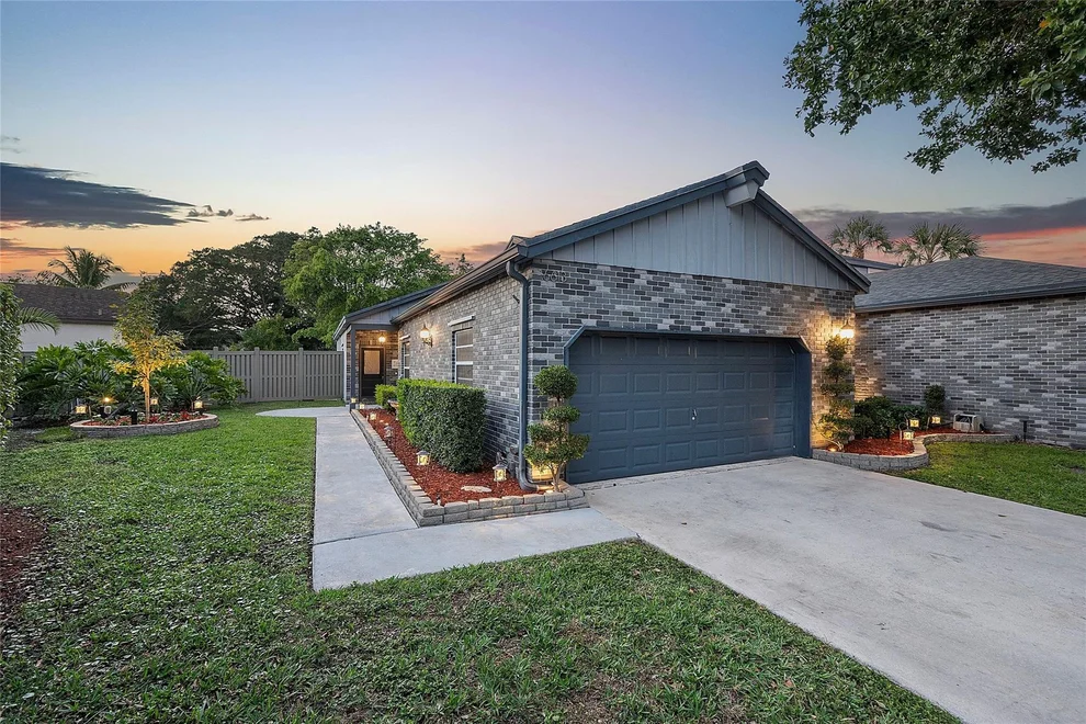 Unit for sale at 6613 Stratford Drive, Parkland, FL 33067