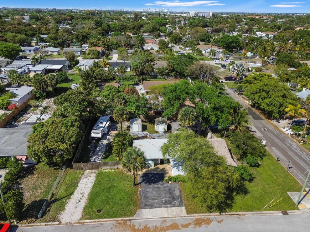 Unit for sale at 1501 N D Street, Lake Worth Beach, FL 33460