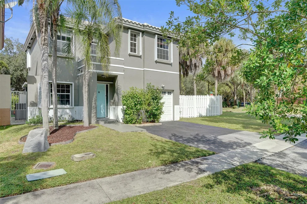Unit for sale at 11567 N Open Court, Cooper City, FL 33026