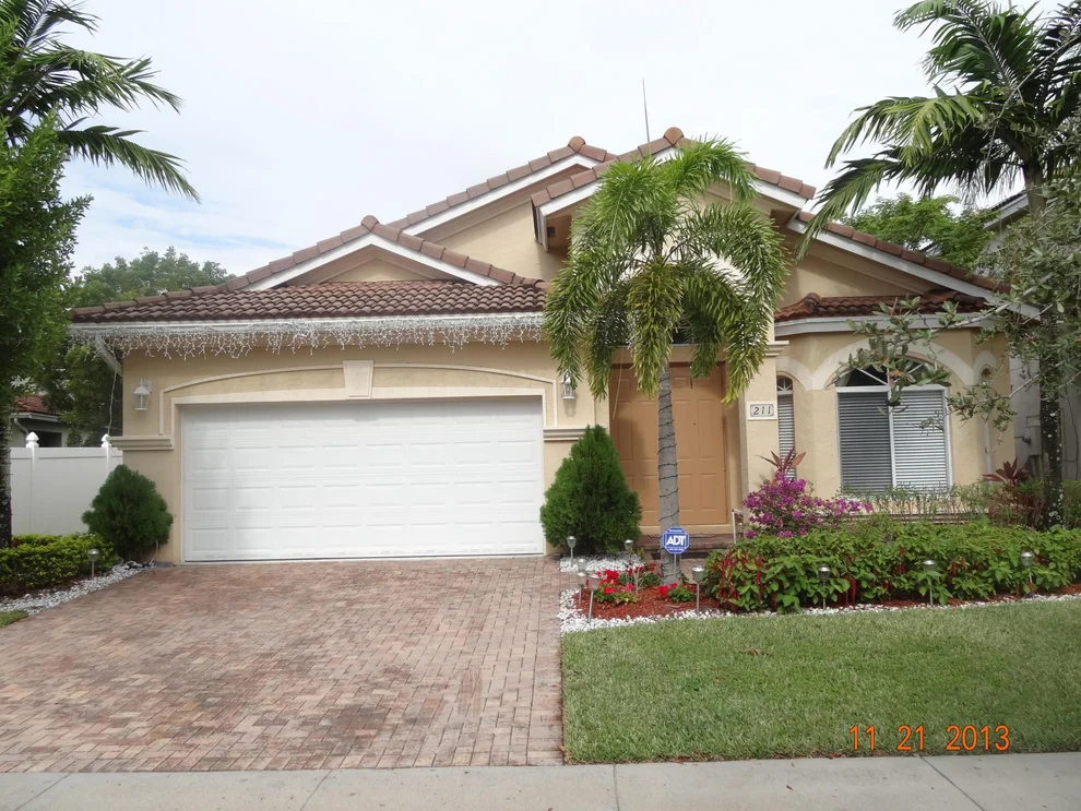 Unit for sale at 211 Gazetta Way, West Palm Beach, FL 33413