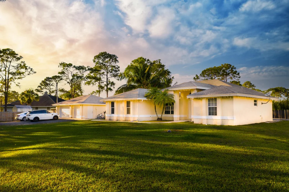 Unit for sale at 83 Rd N Lane N, West Palm Beach, FL 33412