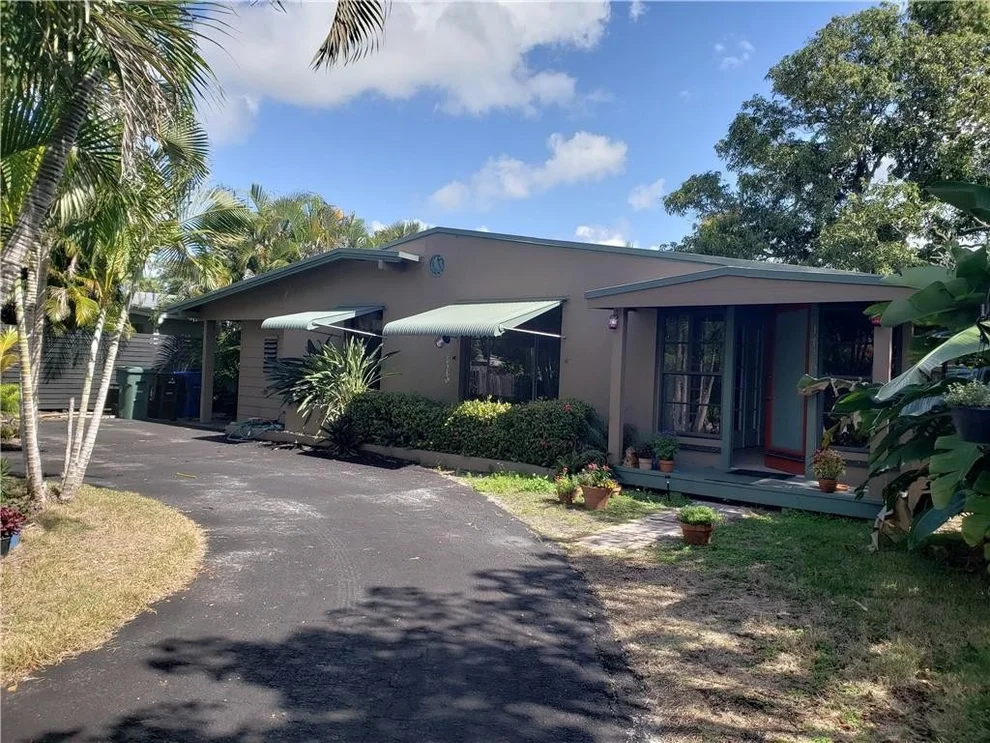 Unit for sale at 1726 NE 17th Avenue, Fort Lauderdale, FL 33305