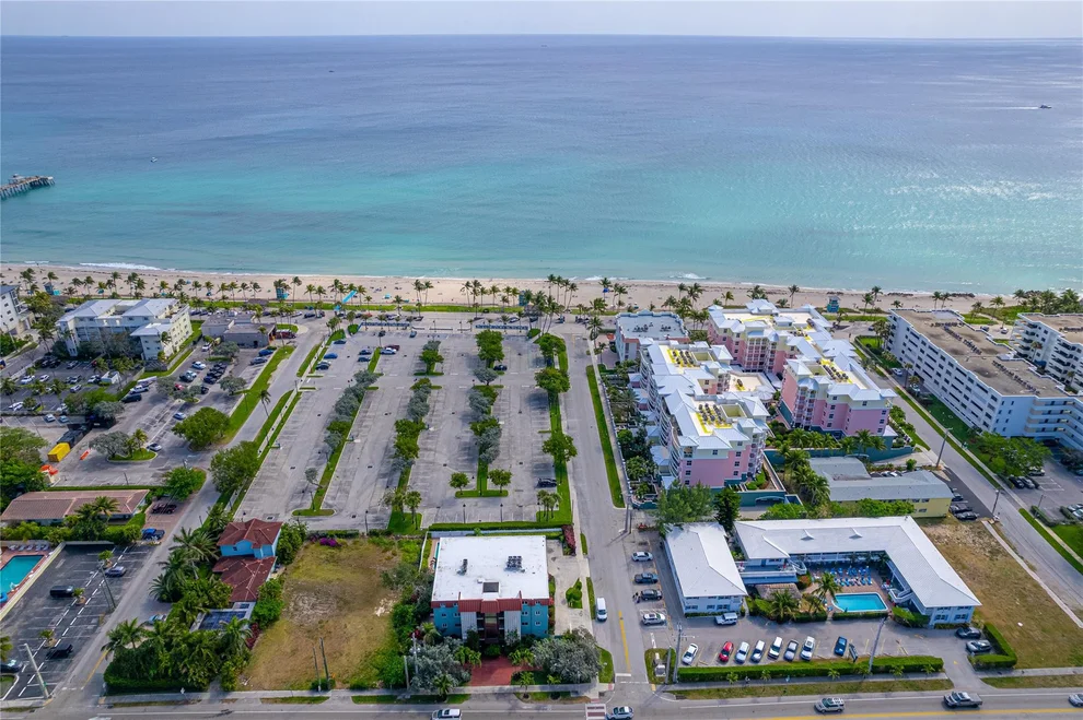 Unit for sale at 180 SE 20th Avenue, Deerfield Beach, FL 33441