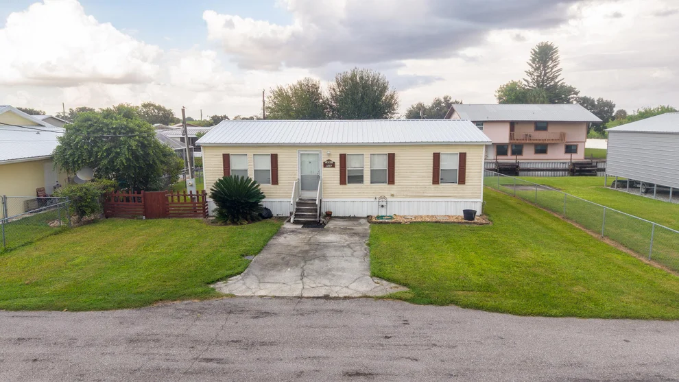 Unit for sale at 1057 BLUE HERON Lane, Moore Haven, FL 33471