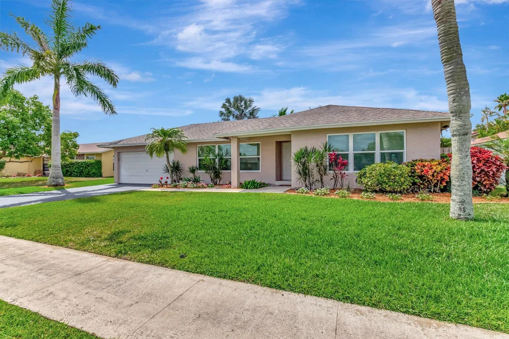 Unit for sale at 11390 Chipmunk Drive, Boca Raton, FL 33428
