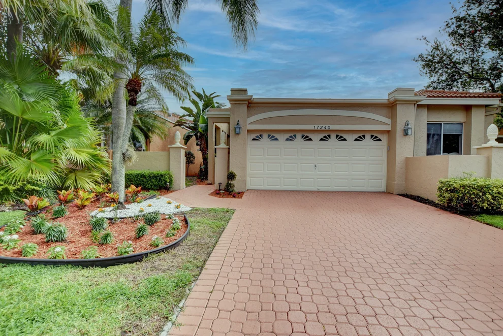 Unit for sale at 17240 Hampton Boulevard, Boca Raton, FL 33496