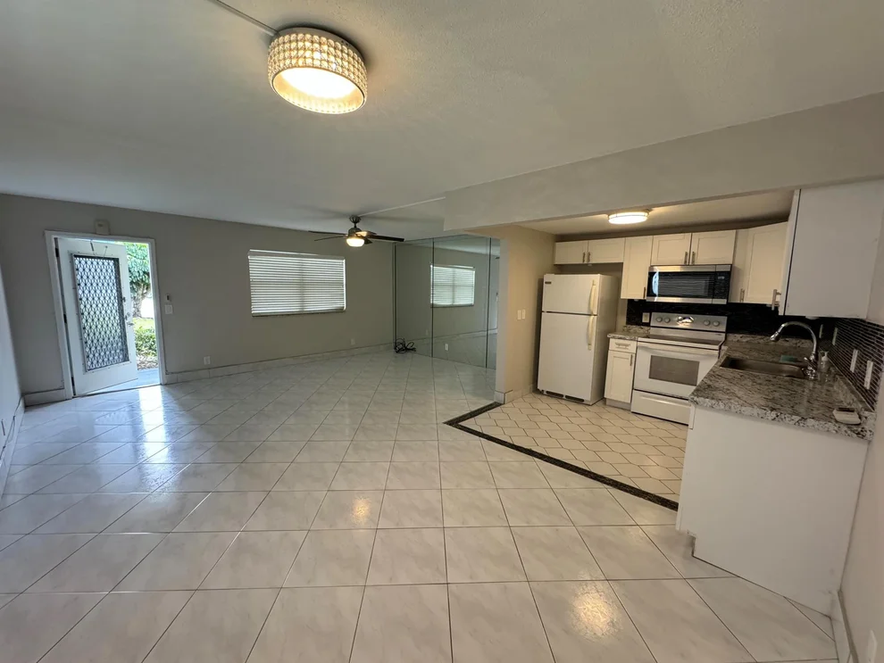 Unit for sale at 195 Brittany E, Delray Beach, FL 33446