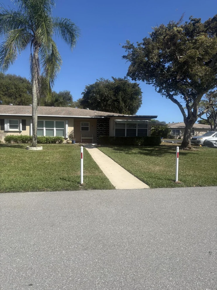 Unit for sale at 1022 Circle Drive, Delray Beach, FL 33445