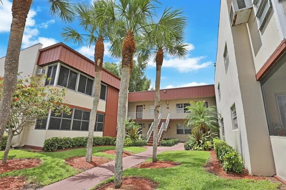 Unit for sale at 942 Normandy T, Delray Beach, FL 33484