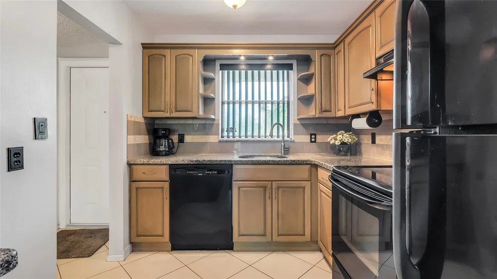 Unit for sale at 5100 SW 64th Avenue, Davie, FL 33314