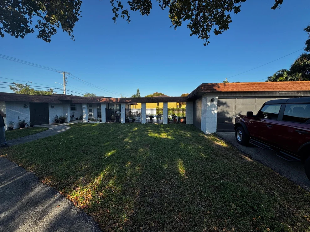 Unit for sale at 10 SW 46TH Avenue, Plantation, FL 33317