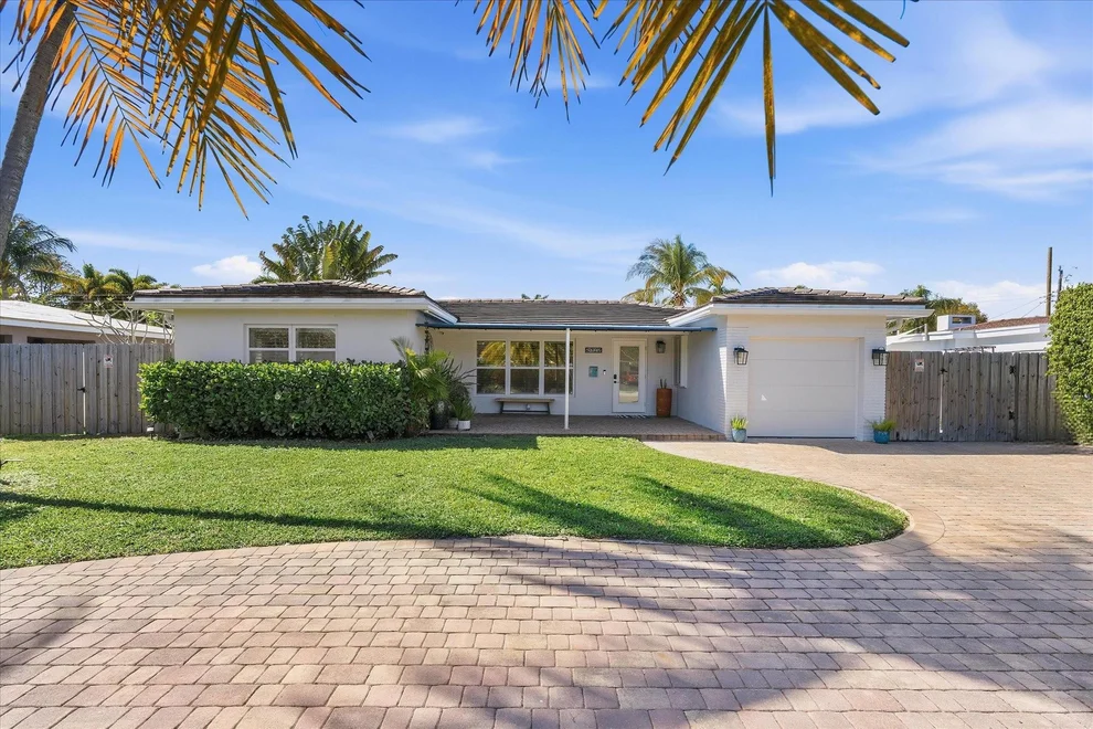 Unit for sale at 4421 NE 16th Avenue, Oakland Park, FL 33334