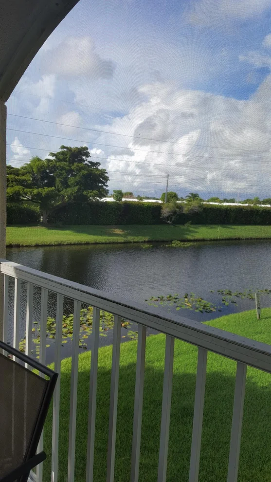 Unit for sale at 815 W Boynton Beach Boulevard, Boynton Beach, FL 33426