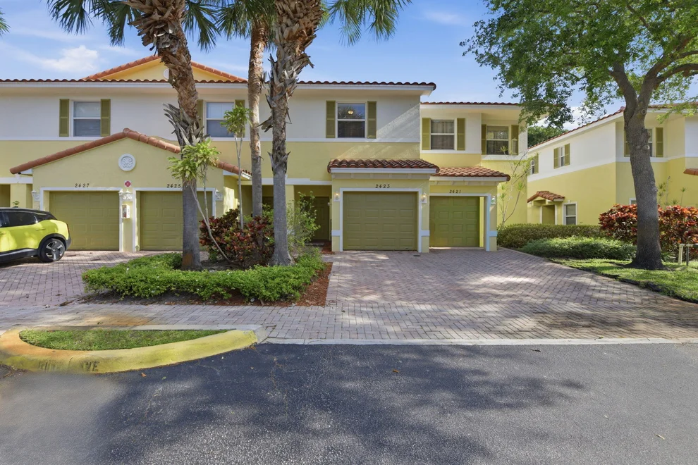 Unit for sale at 2423 NW 31st Court, Oakland Park, FL 33309