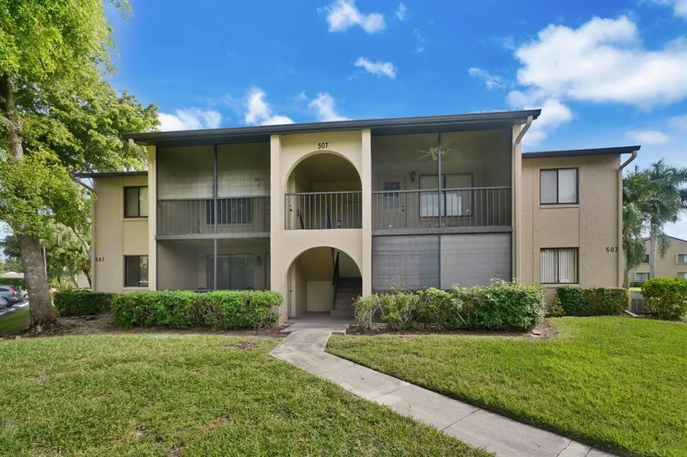 Unit for sale at 507 Shady Pine Way, Greenacres, FL 33415