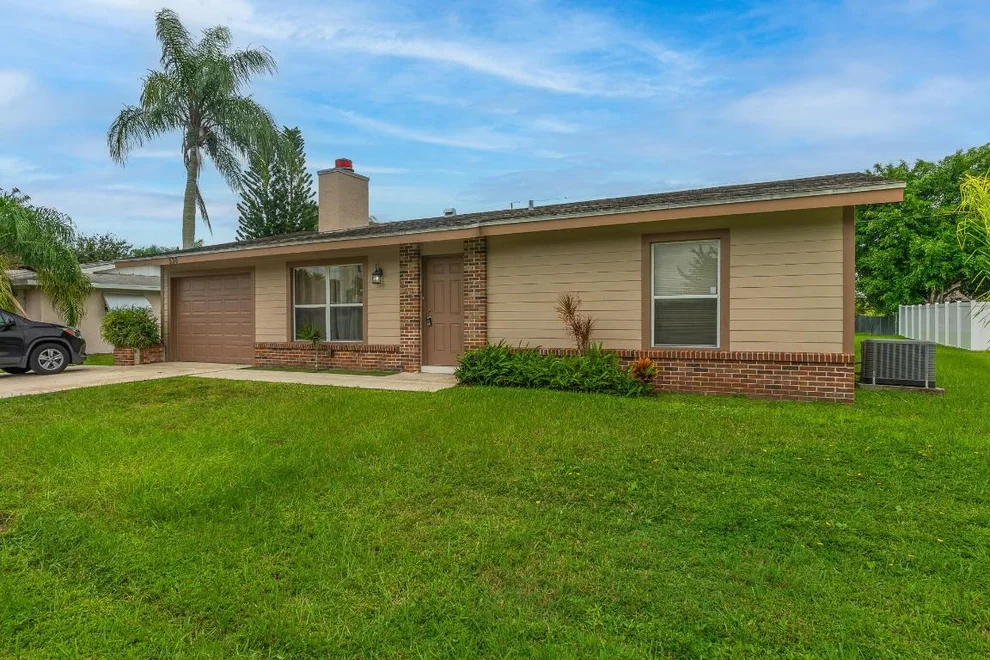 Unit for sale at 530 SW Prima Vista Boulevard, Port St Lucie, FL 34983