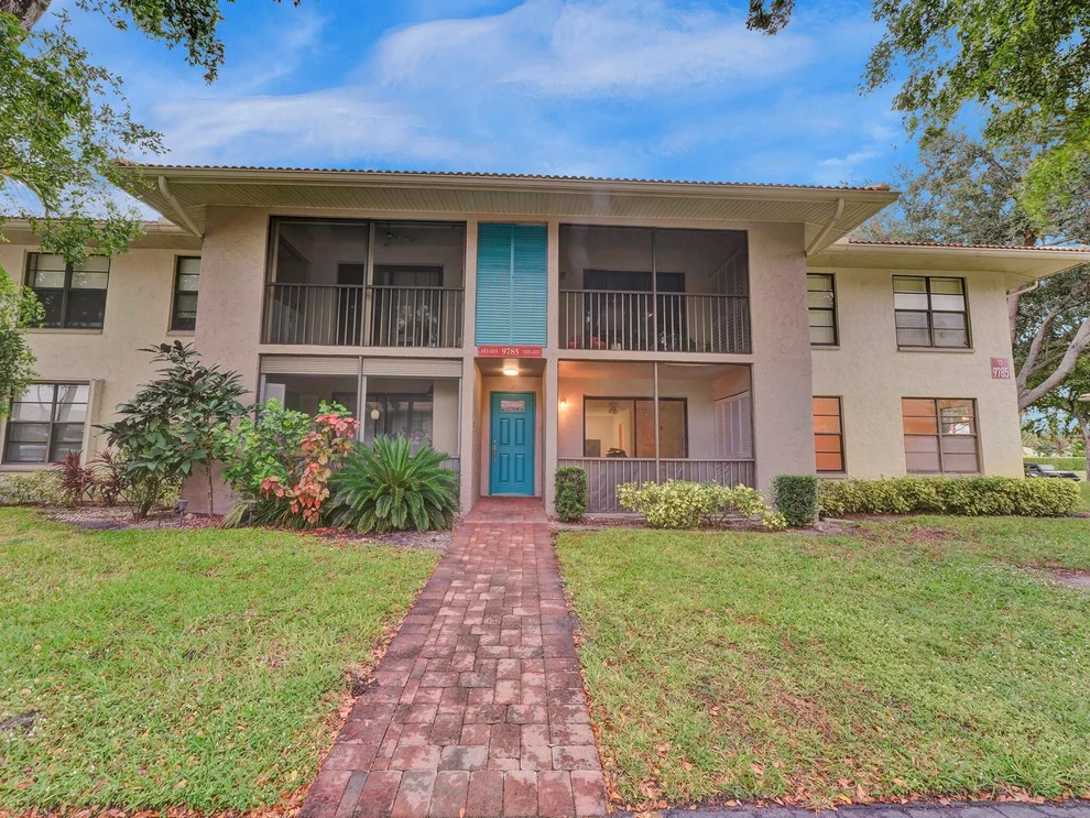Unit for sale at 9785 Pineapple Tree Drive, Boynton Beach, FL 33436