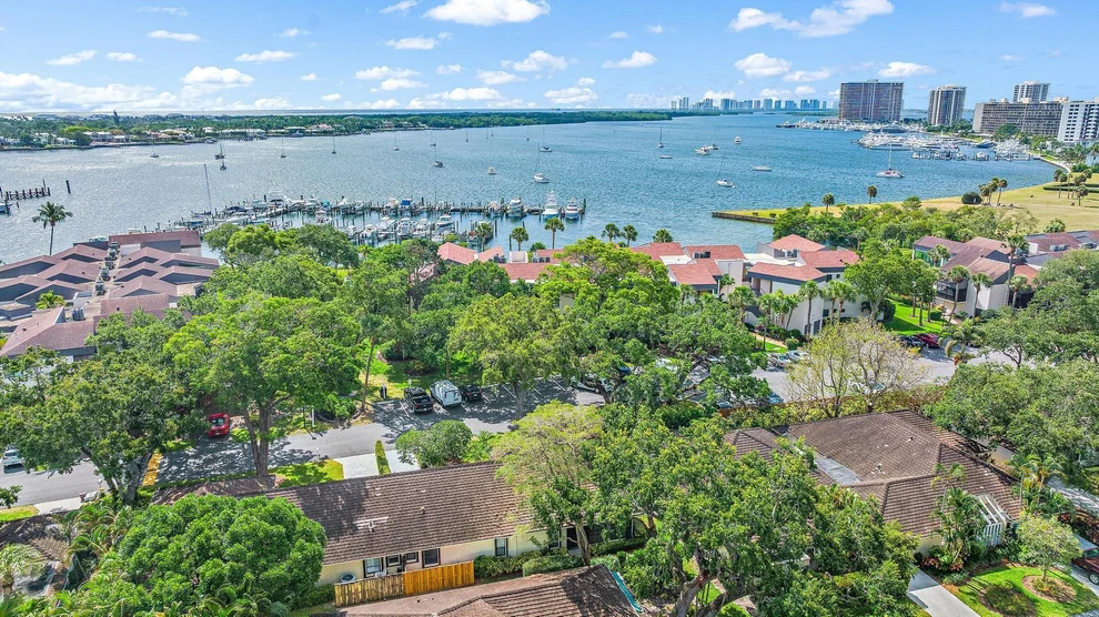 Unit for sale at 11411 Twelve Oaks Way, North Palm Beach, FL 33408