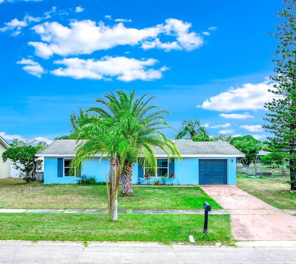 Unit for sale at 273 SW Reynolds Avenue, Port St Lucie, FL 34983