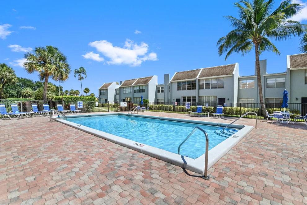 Unit for sale at 2800 SW 22nd Avenue, Delray Beach, FL 33445