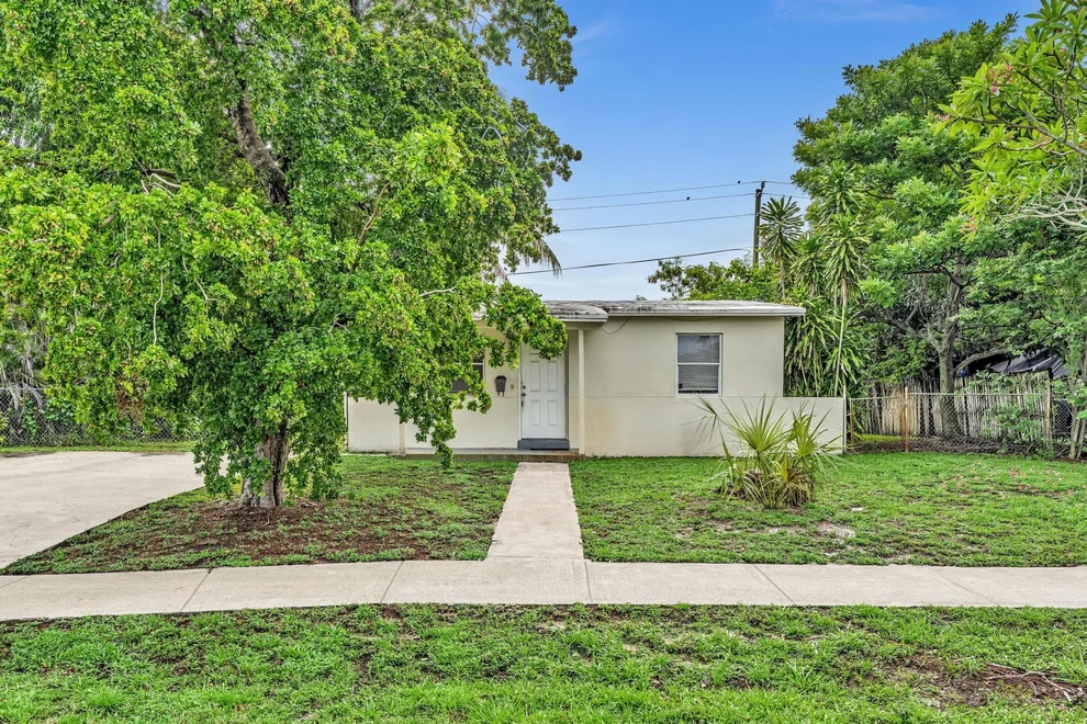 Unit for sale at 4936 NE 14TH Avenue, Pompano Beach, FL 33064