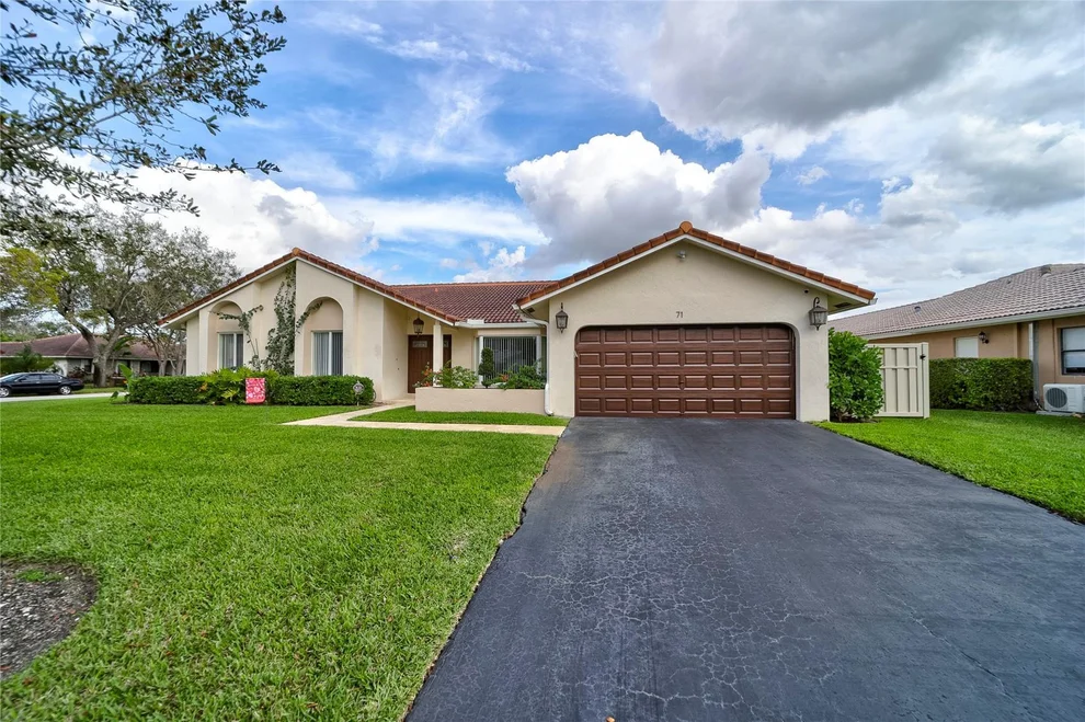 Unit for sale at 71 SW 112th Terrace, Coral Springs, FL 33071