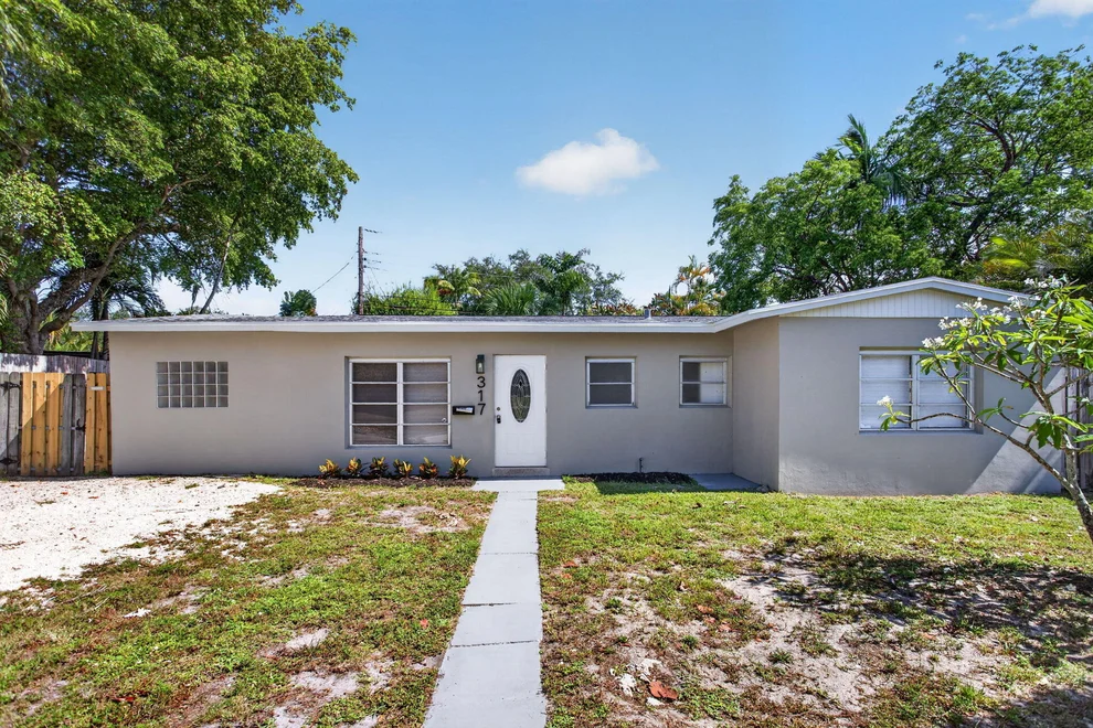 Unit for sale at 317 SW 19th Street, Fort Lauderdale, FL 33315